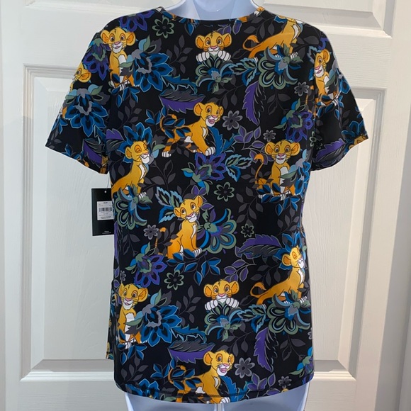 Disney The Lion King Simba Ladies Scrub Top Short Sleeve Shirt Size XS Medical - Picture 9 of 11